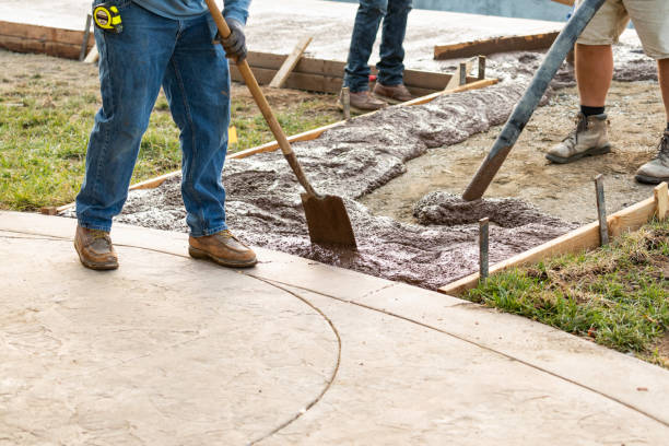 Best Commercial Concrete Services in Carbon Cliff, IL